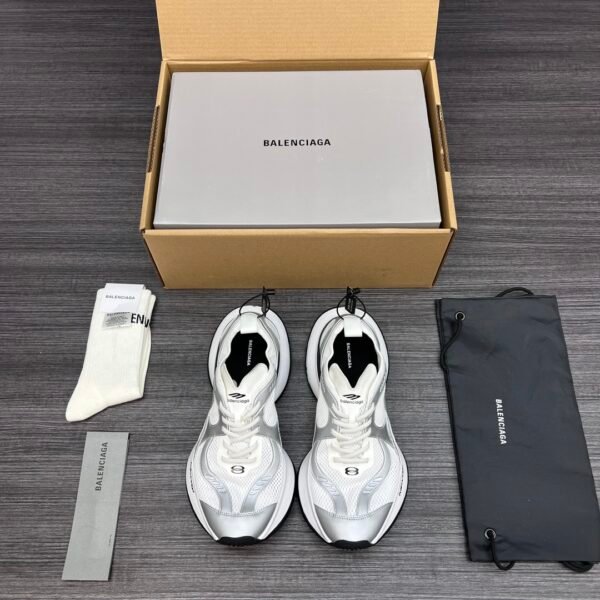BALENCIAGA Sneakers