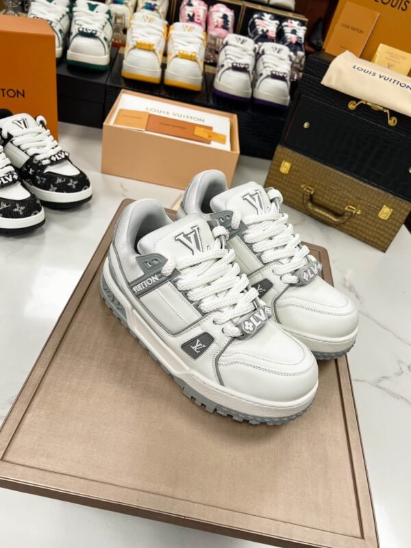 Louis Vuitton Sneakers - Image 3