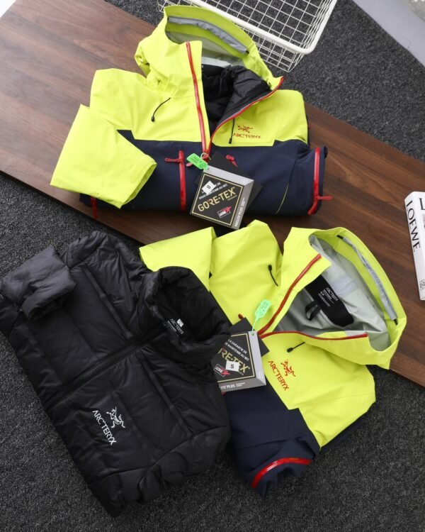 ARCTERYX/Beginner's Year of the Dragon Limited Edition 3-in-1 Jacket Year of the Dragon Limited Edition collection of ‘Dragon Scale’-inspired items for the Year of the Dragon. - Image 3