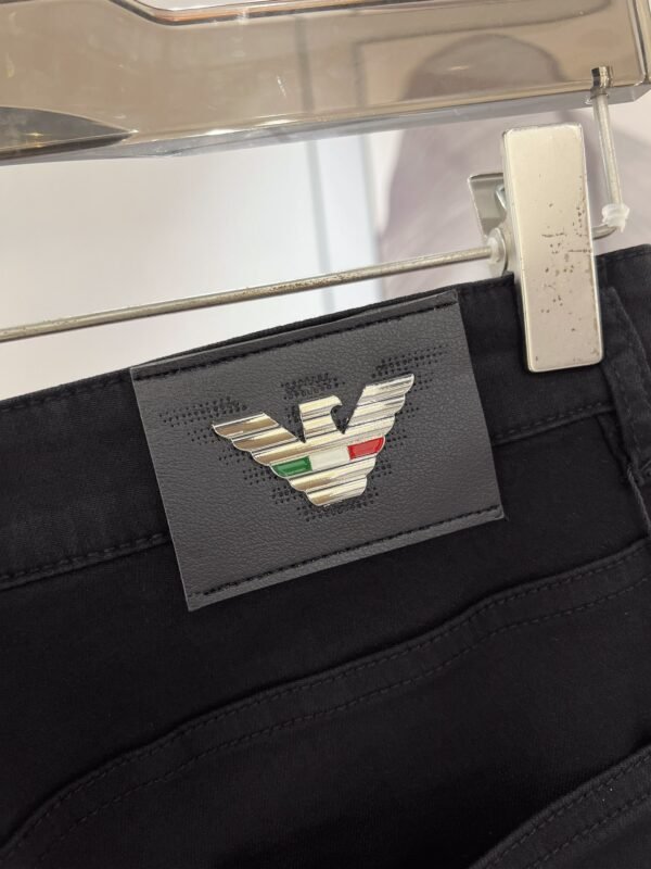 Armani 2024ss spring and summer new men's fashion versatile jeans - Image 4