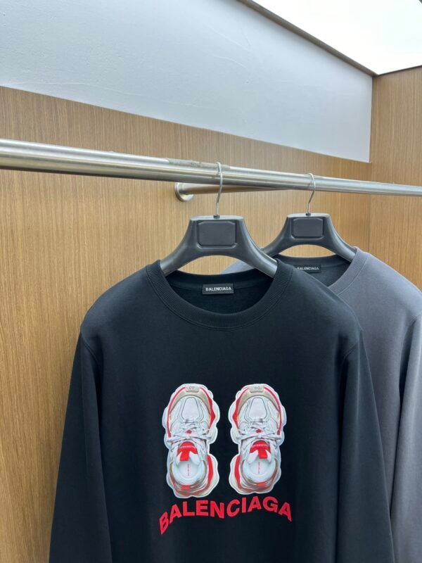 Balenciaga Crew Neck Sweatshirt - Image 3