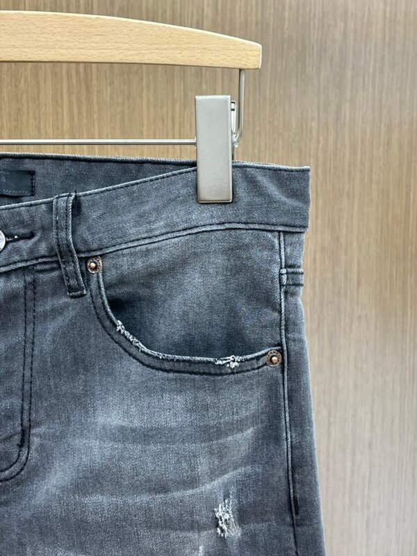 Prada 2024 New Jeans - Image 7