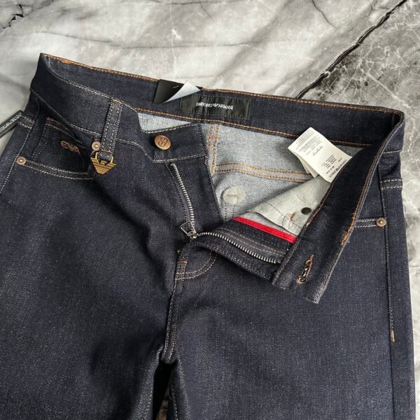 ARMANI / Armani  fall and winter European counter new Super A purchasing level overseas trading company order source, top original single high-end men's custom fashion fall and winter straight jeans. - Image 10