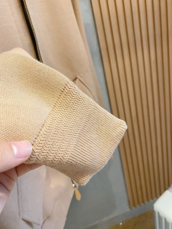 Burberry Standing Collar American Vintage Price Jacket - Image 7