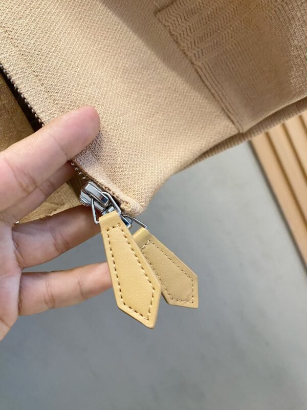 Burberry Standing Collar American Vintage Price Jacket - Image 8