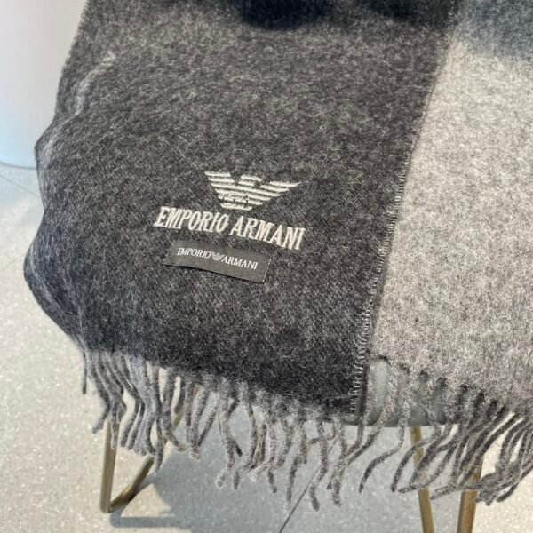 ARMANI latest scarf - Image 6