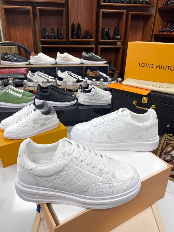 Louis Vuitton Sneakers/White - Image 3