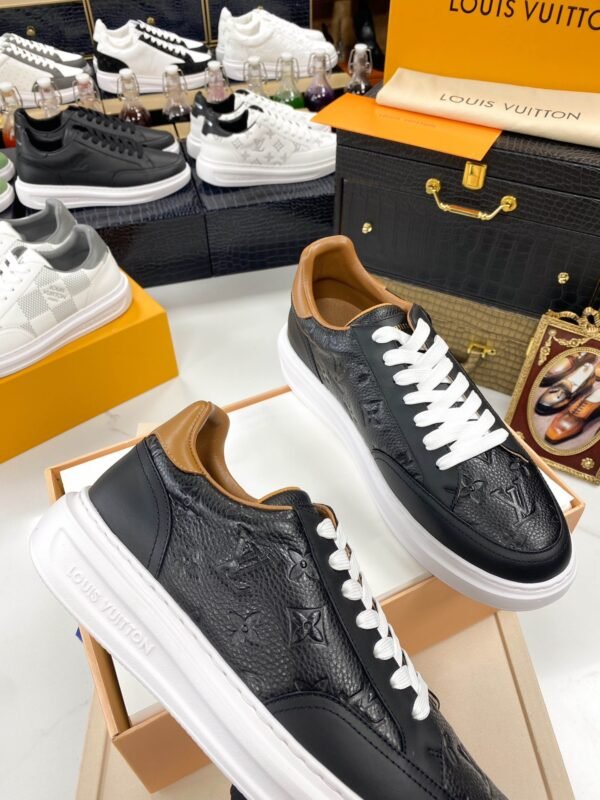 Louis Vuitton Sneakers/Black - Image 6