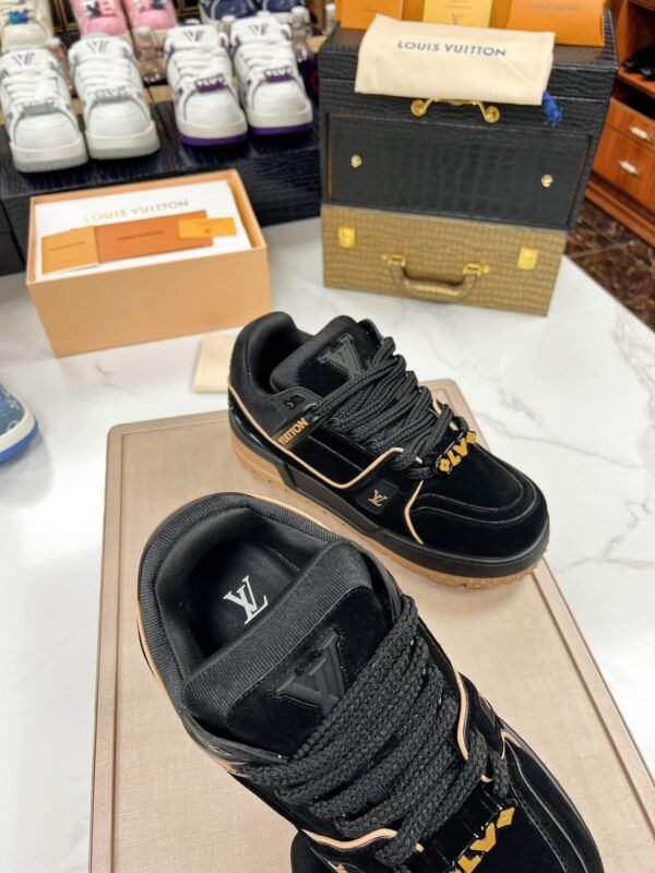Louis Vuitton Sneakers/Black - Image 7