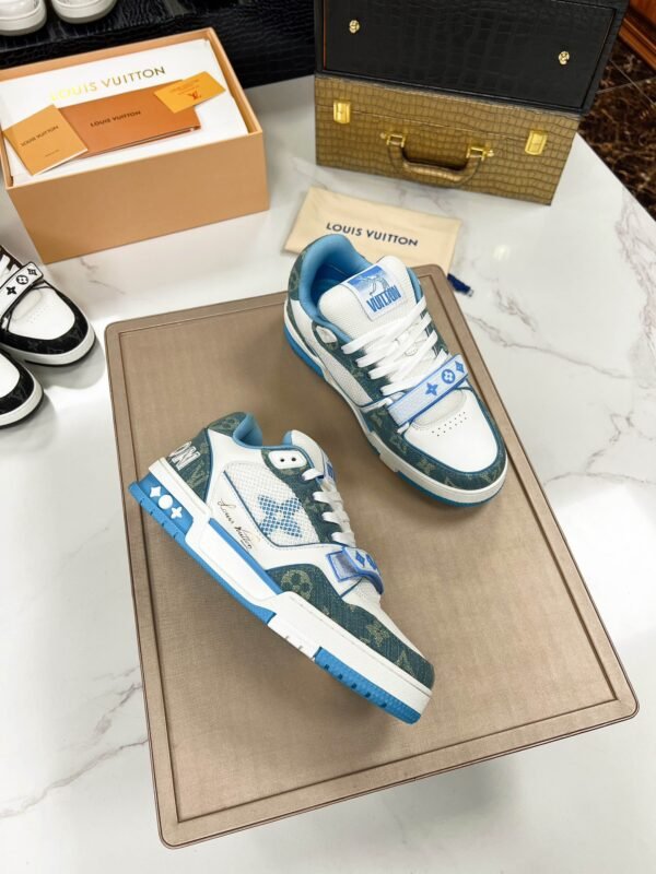 Louis Vuitton Trainer II Sneakers/Blue - Image 4