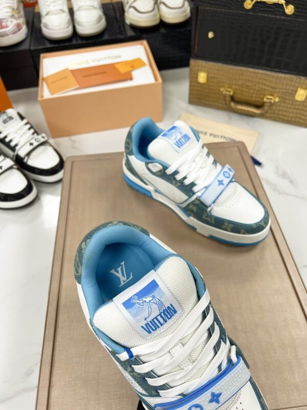 Louis Vuitton Trainer II Sneakers/Blue - Image 7