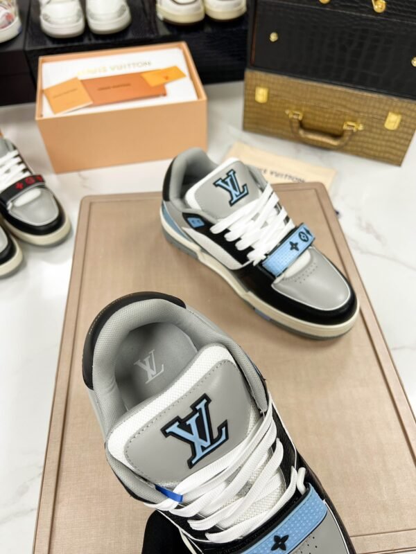 Louis Vuitton Trainer II Sneakers/Grey - Image 7