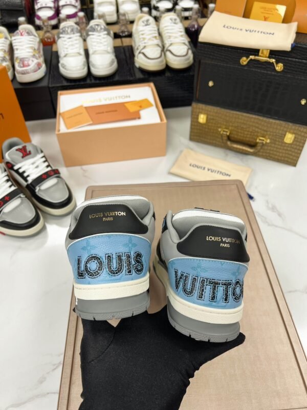Louis Vuitton Trainer II Sneakers/Grey - Image 8