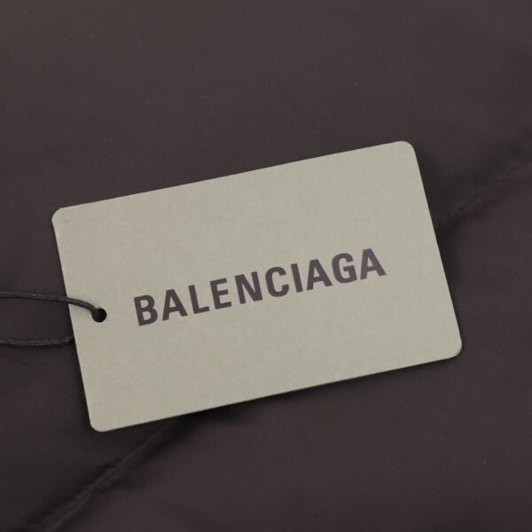 BALENCIAGA Balenciaga BLCG 24 Manchester United Football Down Jacket - Image 5
