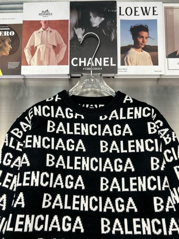 Balenciaga Balenciaga BLCG popover monogram jacquard crew neck long sleeve knit sweater - Image 20