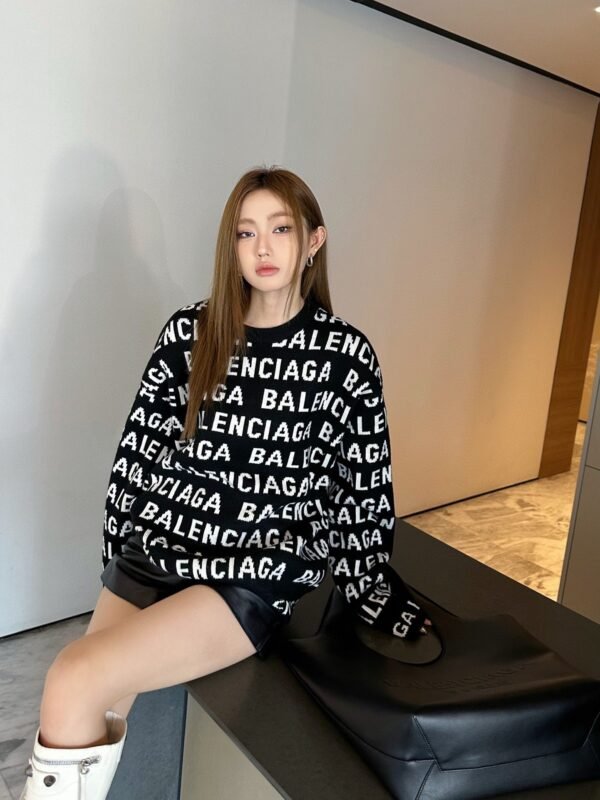 Balenciaga Balenciaga BLCG popover monogram jacquard crew neck long sleeve knit sweater - Image 14