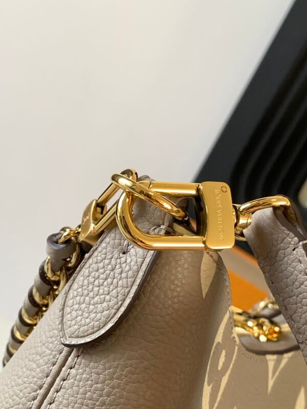 Louis Vuitton New Bag - Image 7