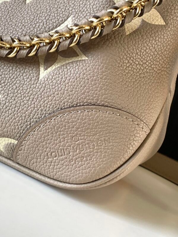 Louis Vuitton New Bag - Image 8