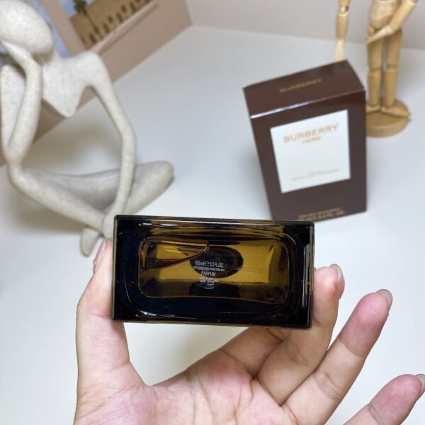 Burberry perfume - Image 3