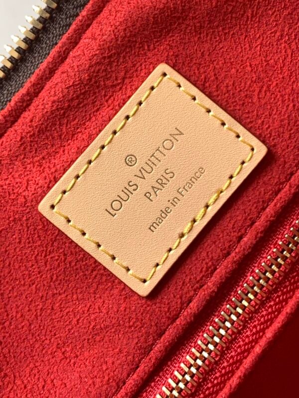 Louis Vuitton New Bag - Image 10