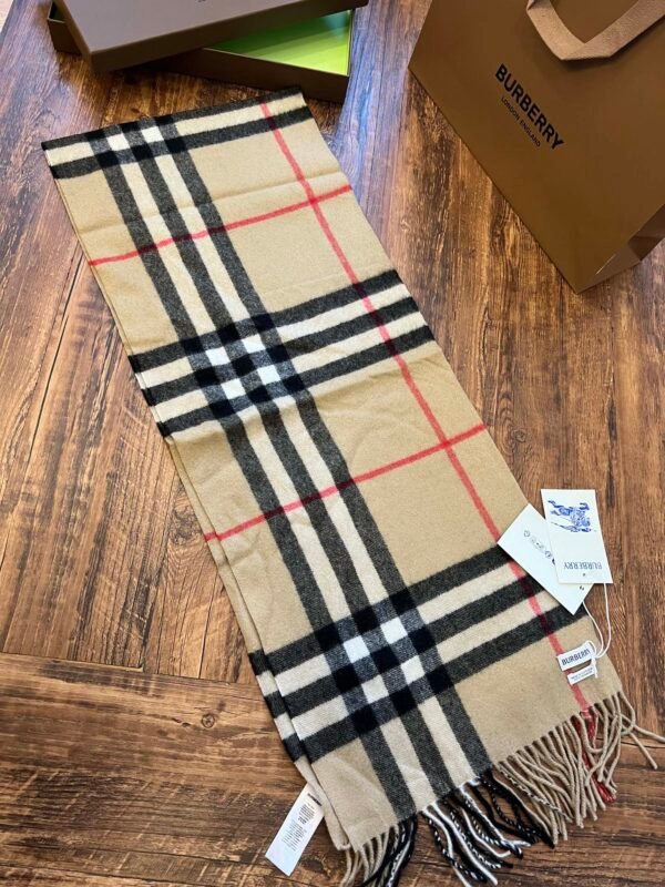 Burberry Scarf - Image 2