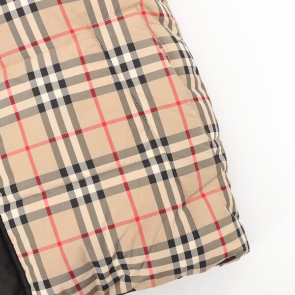 Burberry Burberry BBR check pattern reversible down vest - Image 8