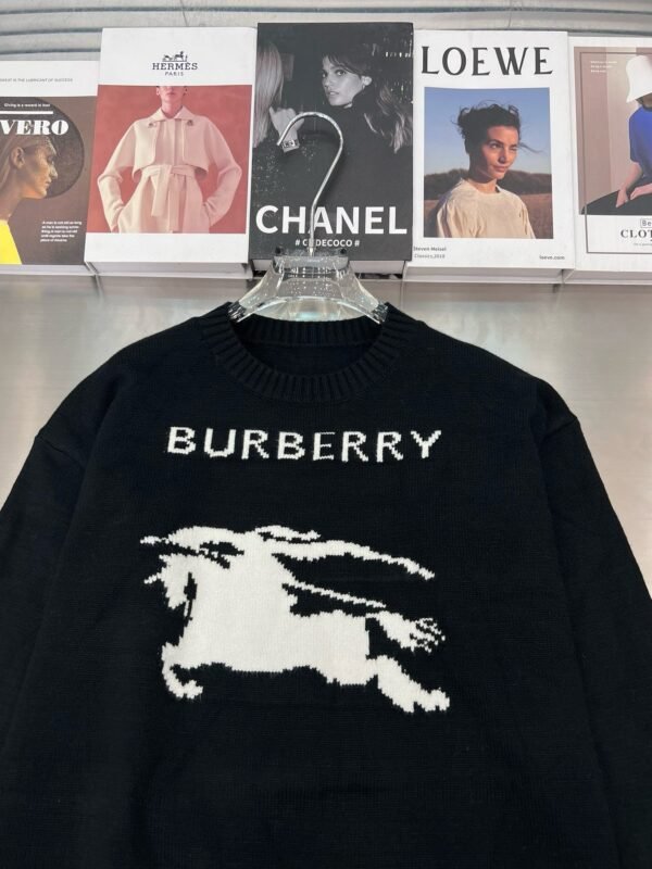 Burberry Burberry BBR Monogram War Horse Jacquard Crew Neck Long Sleeve Knit Sweater - Image 18