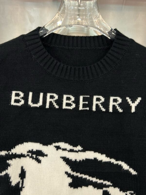 Burberry Burberry BBR Monogram War Horse Jacquard Crew Neck Long Sleeve Knit Sweater - Image 20