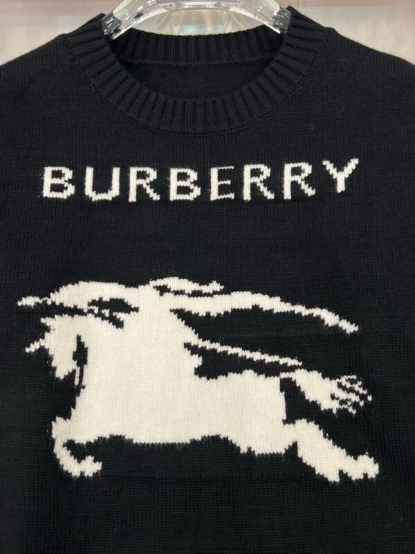 Burberry Burberry BBR Monogram War Horse Jacquard Crew Neck Long Sleeve Knit Sweater - Image 21