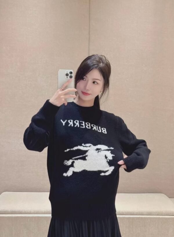 Burberry Burberry BBR Monogram War Horse Jacquard Crew Neck Long Sleeve Knit Sweater - Image 9
