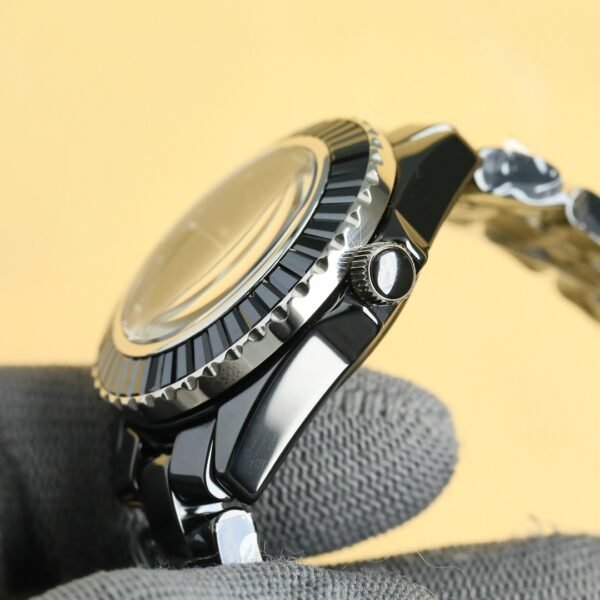 Chanel J12 33mm Ladies' Watch - Image 10