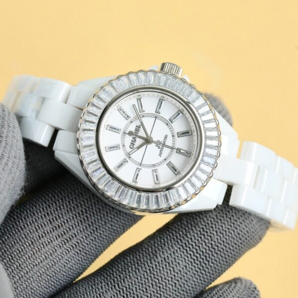 Chanel J12 33mm Ladies' Watch - Image 5
