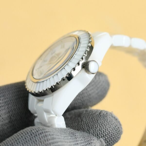 Chanel J12 33mm Ladies' Watch - Image 6