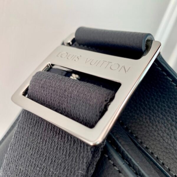 Men's New LV Aerogram Shoulder Bag - Image 7