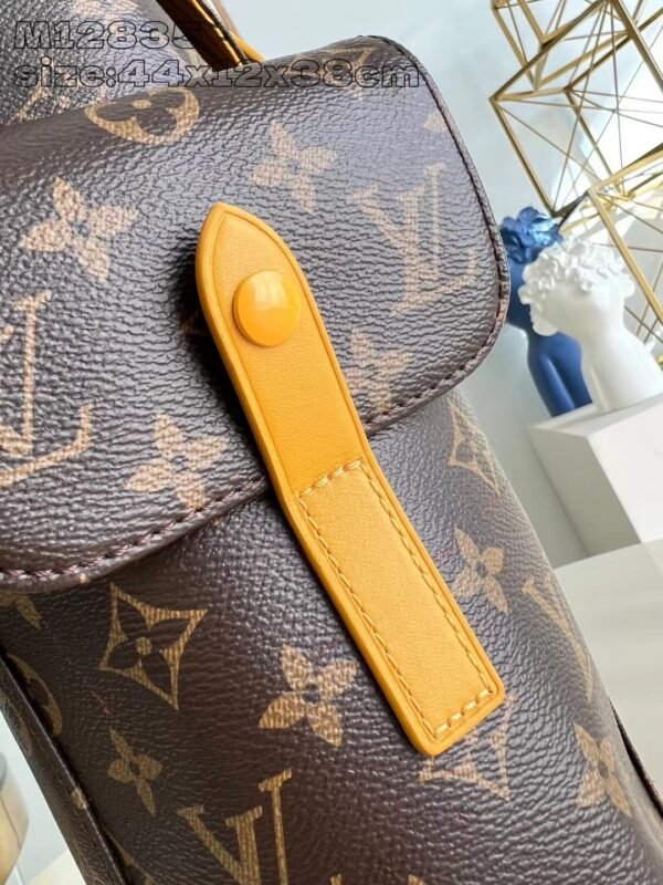Christopher Medium Shoulder Bag/Yellow - Image 7