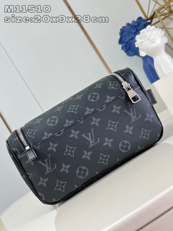 Louis Vuitton Dressing Bag - Image 4