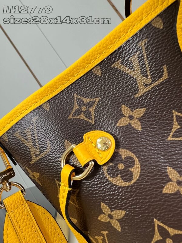 Louis Vuitton Classic Vegetable Basket - Image 4
