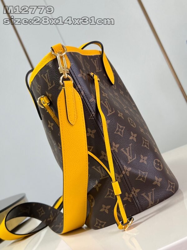Louis Vuitton Classic Vegetable Basket - Image 5