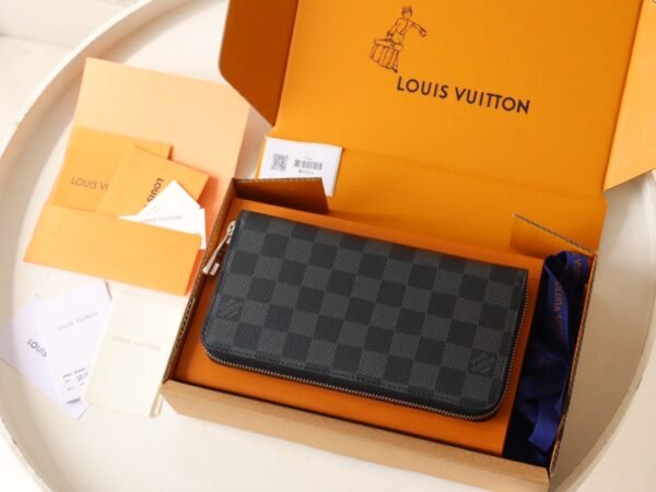 Louis Vuitton Money Clip - Image 2