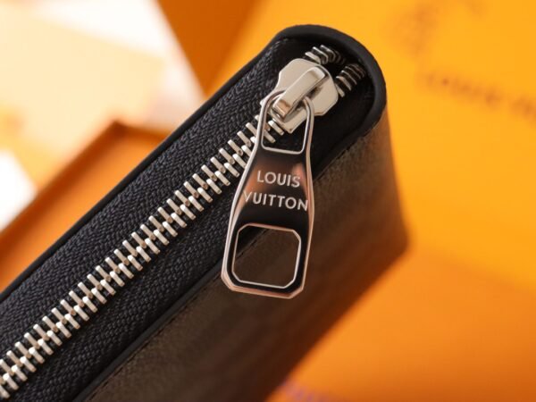 Louis Vuitton Money Clip - Image 6