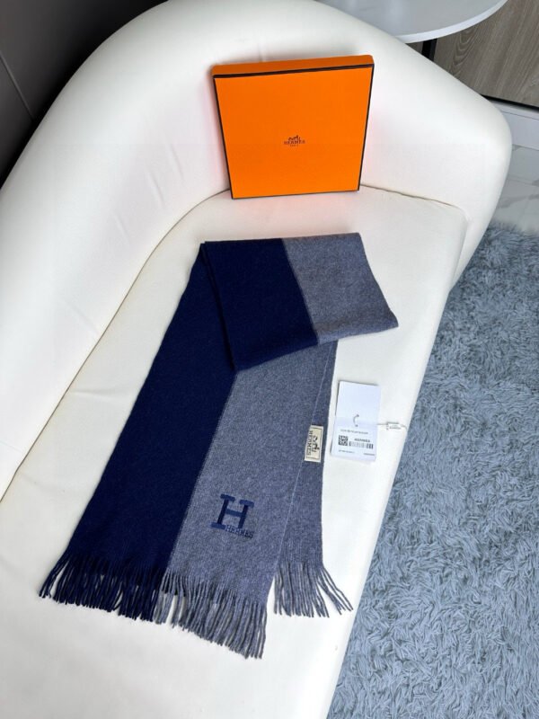 New! Men and women with the same model, 100% pure cashmere Hermes (Hermes) synchronization counter, high-end cashmere knitted scarf - Image 8