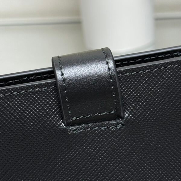 Prada Wallet - Image 7