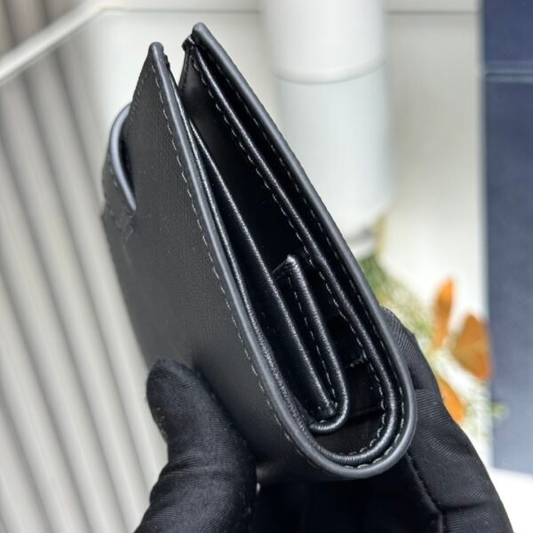 Prada Wallet - Image 8