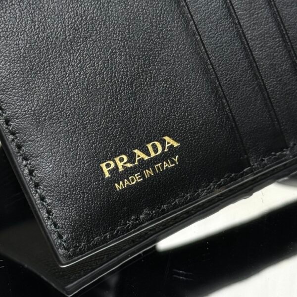 Prada Wallet - Image 9