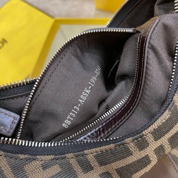 FEND1 vintage crescent moon underarm bag - Image 7