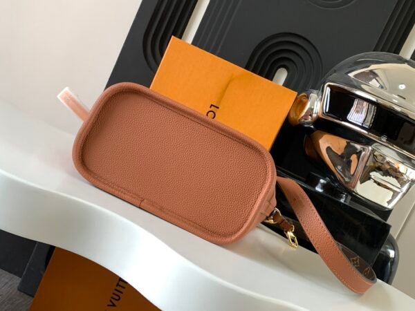 Louis Vuitton bags/Brown - Image 6