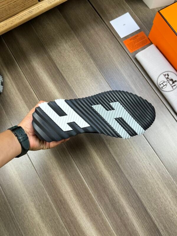 HERMES Sneakers - Image 8