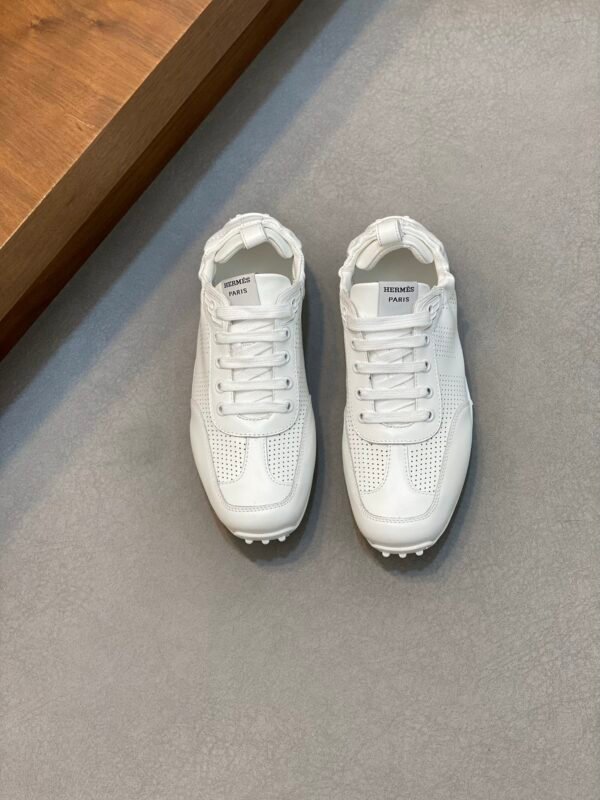 HERMES Sneakers - Image 10