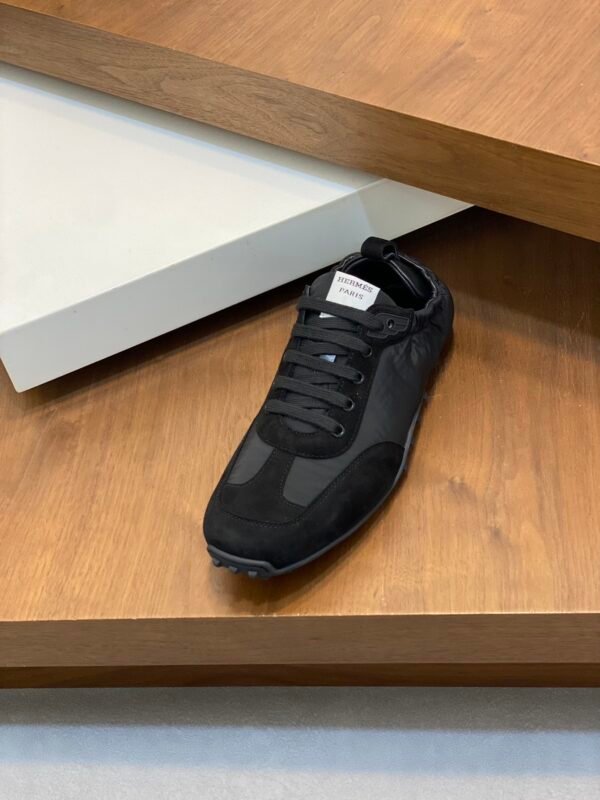 HERMES Sneakers - Image 3