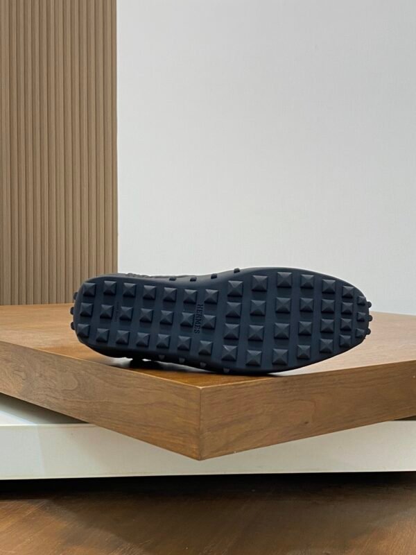 HERMES Sneakers - Image 2